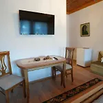Amalia's House 3*