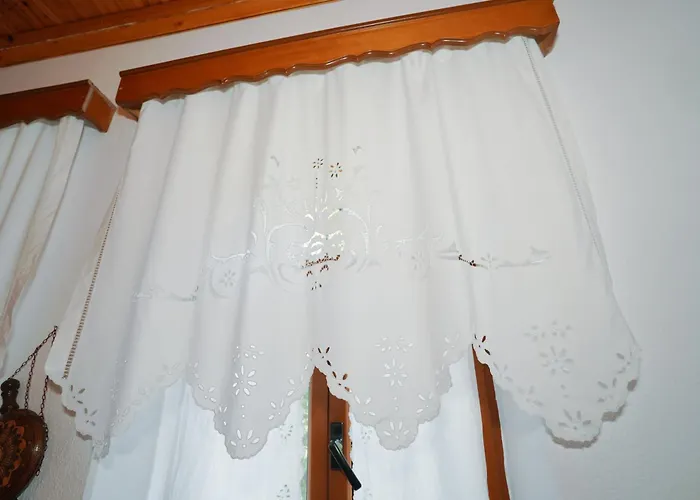 Amalia's House Gjirokastra