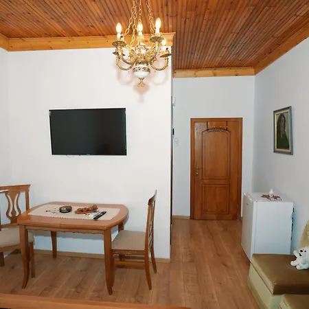 Amalia's House 3*