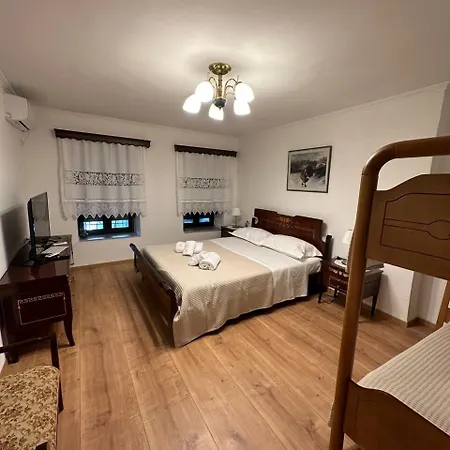 Amalia's House 3*