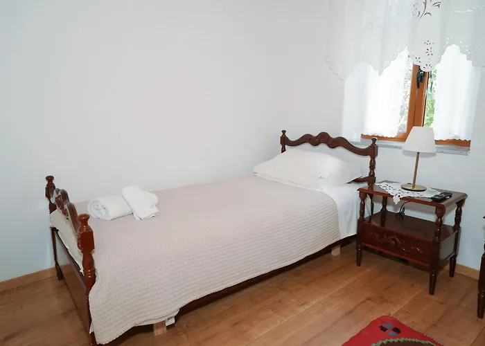 Amalia's House 3* Gjirokastër